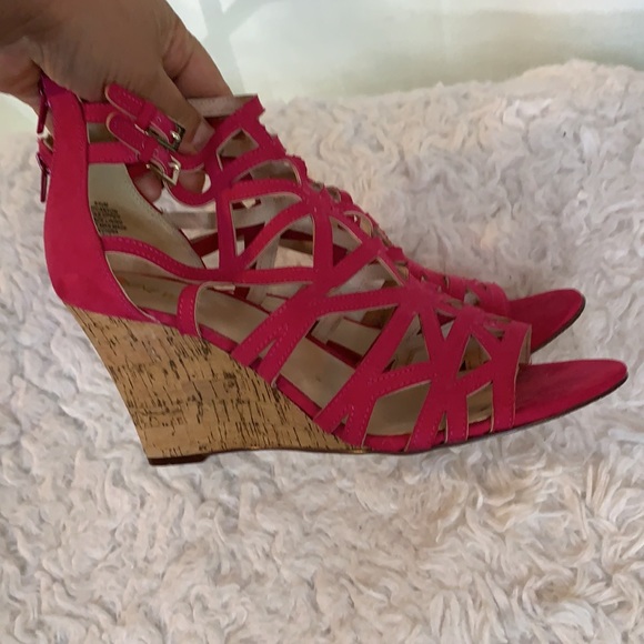 Nine West 9.5 Pink Wedges - Picture 3 of 8